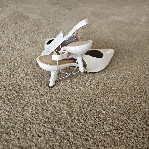 Aubrey Cream Slingback Heels with Memory Foam Insole - Size 10- A New Day - Picture 4 of 5